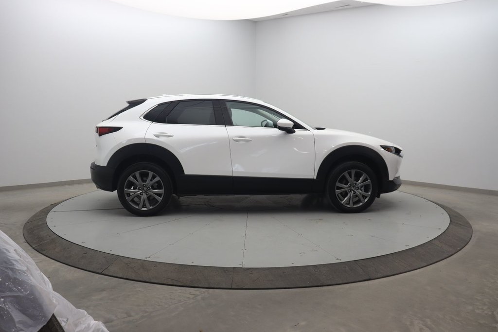 2024 Mazda CX-30 GT in Chicoutimi, Quebec - 3 - w1024h768px