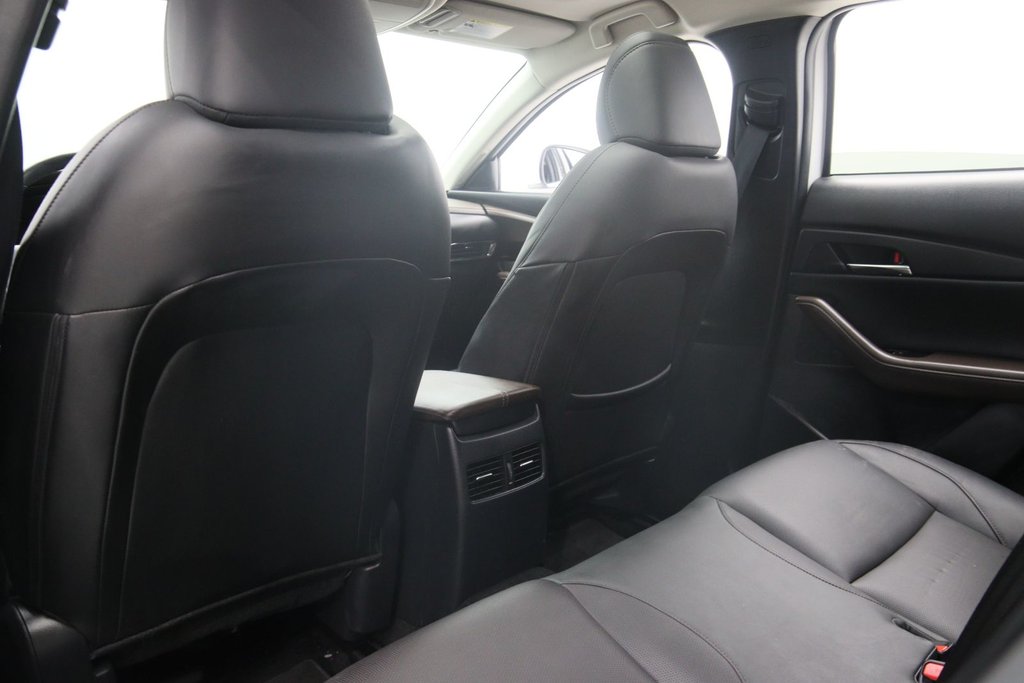 2024 Mazda CX-30 GT in Chicoutimi, Quebec - 10 - w1024h768px