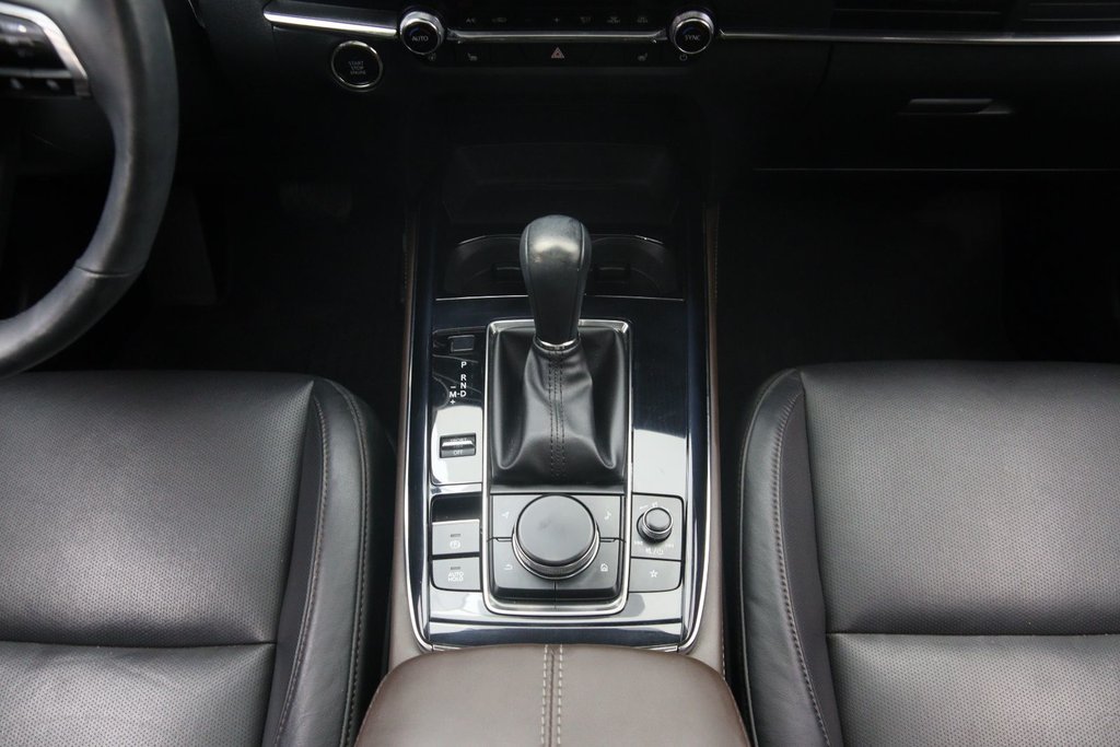 2024 Mazda CX-30 GT in Chicoutimi, Quebec - 13 - w1024h768px