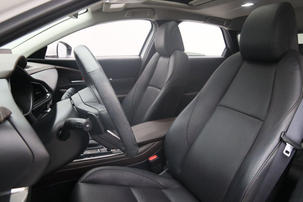 2024 Mazda CX-30 GT in Chicoutimi, Quebec - 6 - w1024h768px