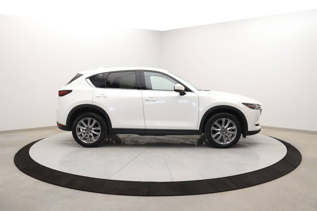 2020 Mazda CX-5 in Sept-Îles, Quebec - 3 - w1024h768px