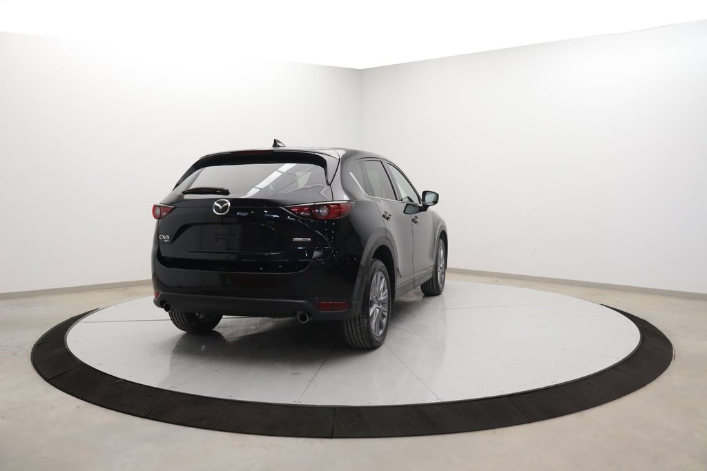 2020 Mazda CX-5 in Sept-Îles, Quebec - 4 - w1024h768px