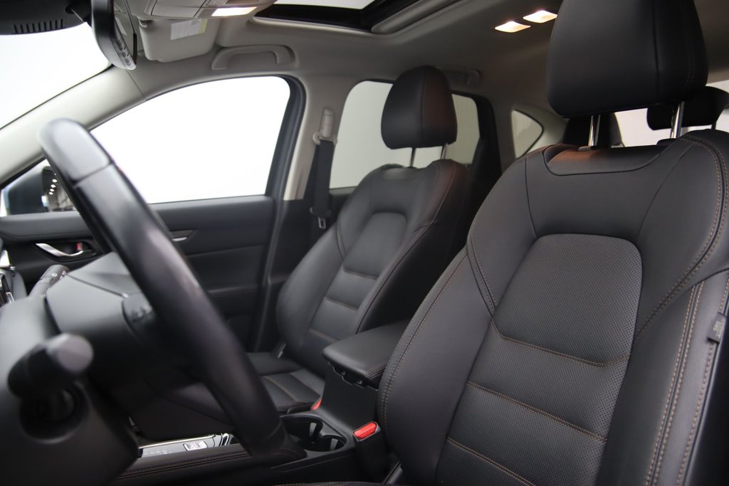 Mazda CX-5  2020 à Baie-Comeau, Québec - 7 - w1024h768px