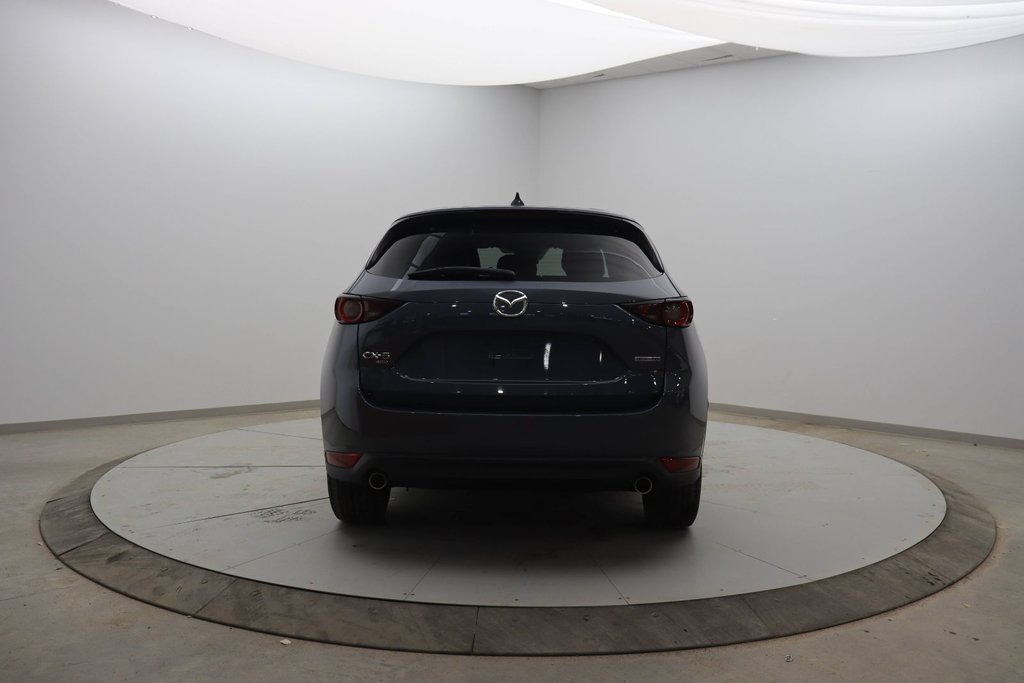 2021 Mazda CX-5 in Jonquière, Quebec - 5 - w1024h768px
