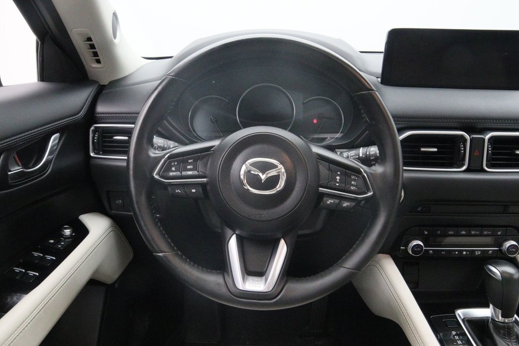 2021 Mazda CX-5 in Jonquière, Quebec - 11 - w1024h768px