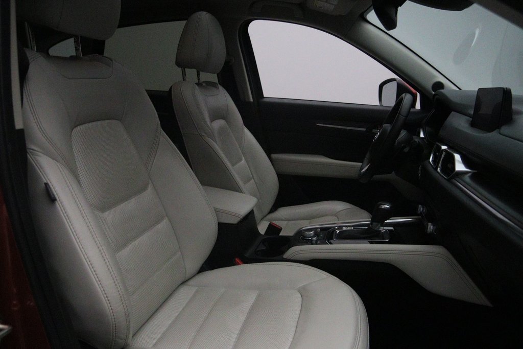 2021 Mazda CX-5 GT w/Turbo in Chicoutimi, Quebec - 15 - w1024h768px