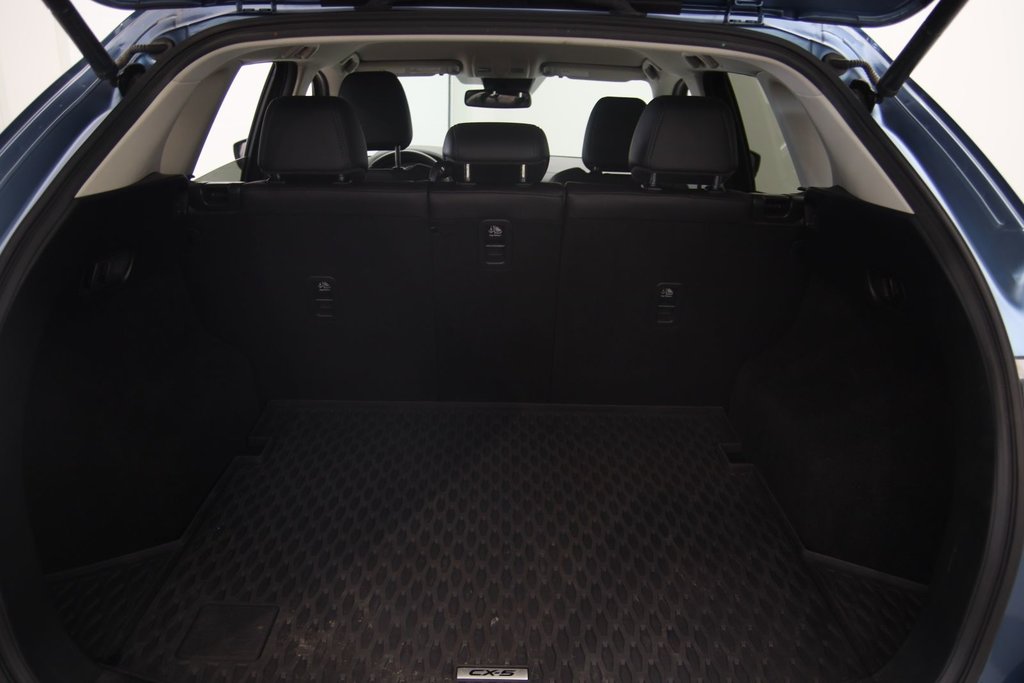 2021 Mazda CX-5 GS in Chicoutimi, Quebec - 18 - w1024h768px