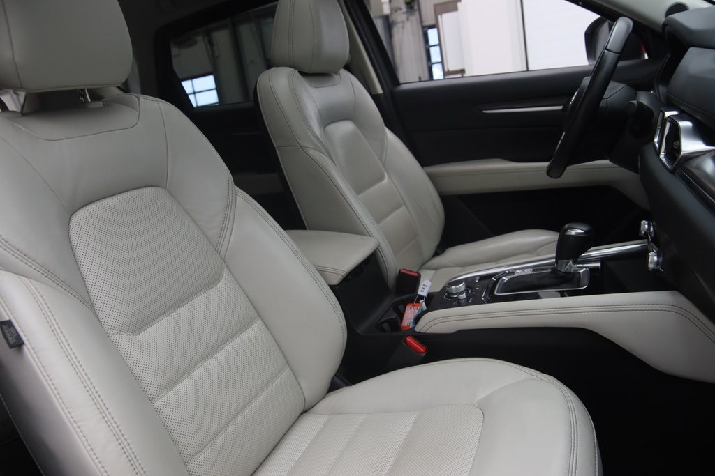 Mazda CX-5  2021 à Jonquière, Québec - 16 - w1024h768px