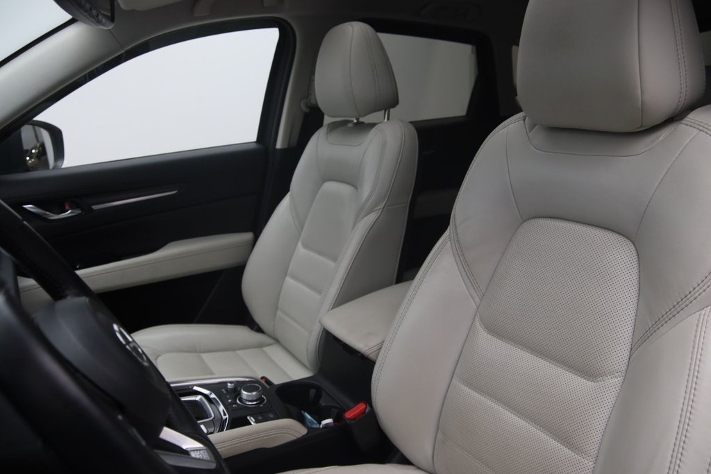 Mazda CX-5  2021 à Jonquière, Québec - 7 - w1024h768px