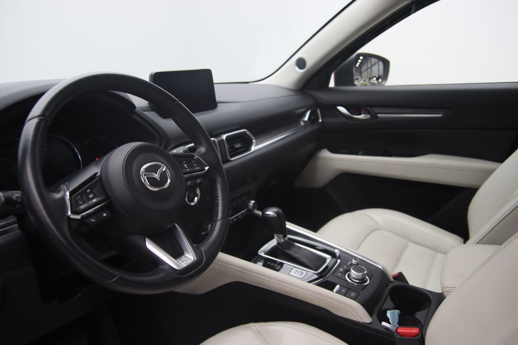 Mazda CX-5  2021 à Jonquière, Québec - 6 - w1024h768px
