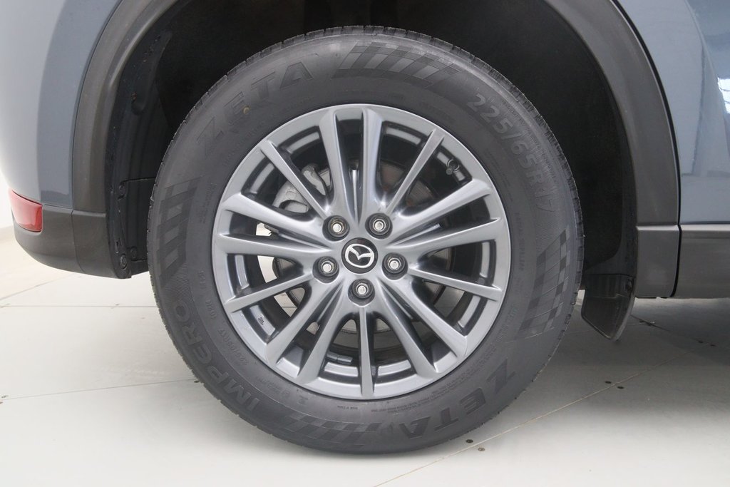 2021 Mazda CX-5 in Sept-Îles, Quebec - 17 - w1024h768px