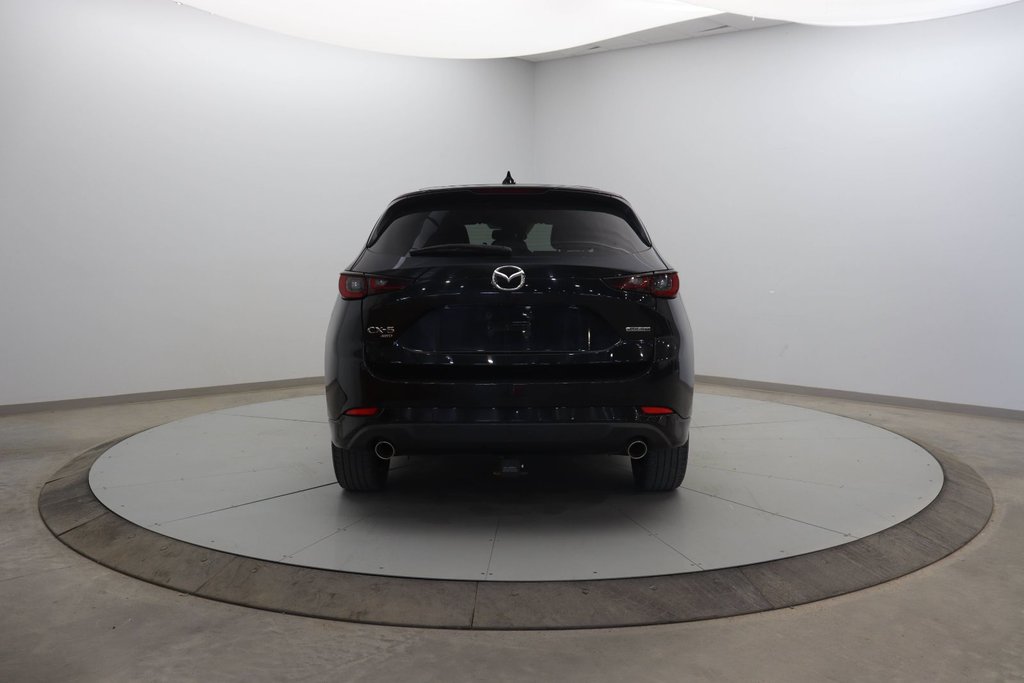 2022 Mazda CX-5 in Jonquière, Quebec - 5 - w1024h768px