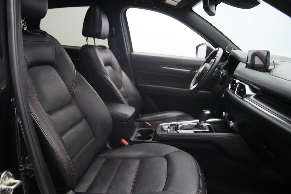 2022 Mazda CX-5 in Jonquière, Quebec - 15 - w1024h768px