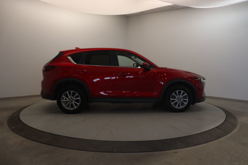 Mazda CX-5 GX 2022 à Jonquière, Québec - 3 - w1024h768px