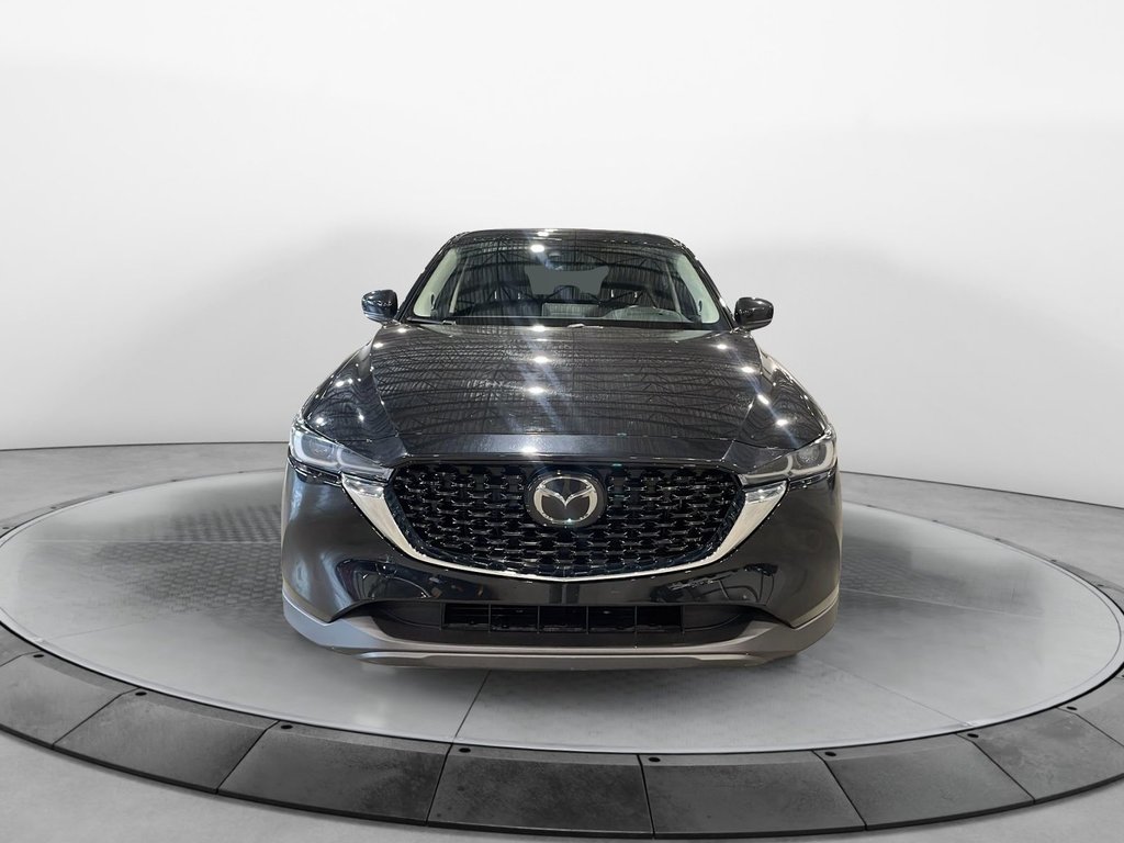 Mazda CX-5  2022 à Jonquière, Québec - 2 - w1024h768px