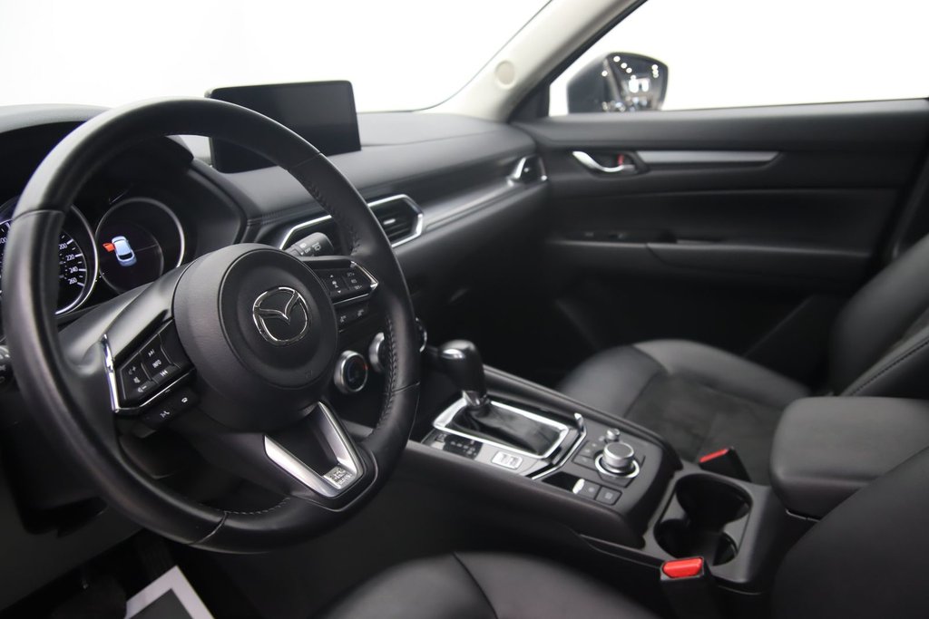 Mazda CX-5  2022 à Baie-Comeau, Québec - 6 - w1024h768px