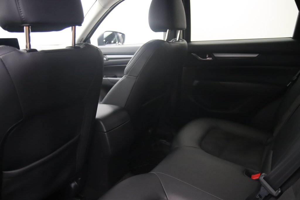 Mazda CX-5  2022 à Baie-Comeau, Québec - 8 - w1024h768px