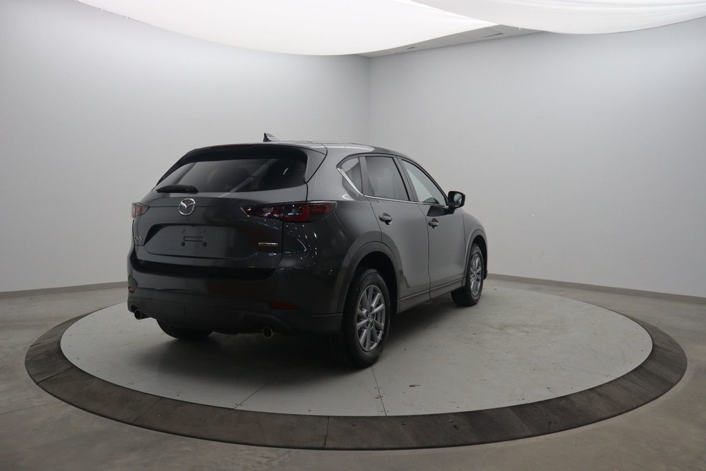 Mazda CX-5  2022 à Baie-Comeau, Québec - 4 - w1024h768px