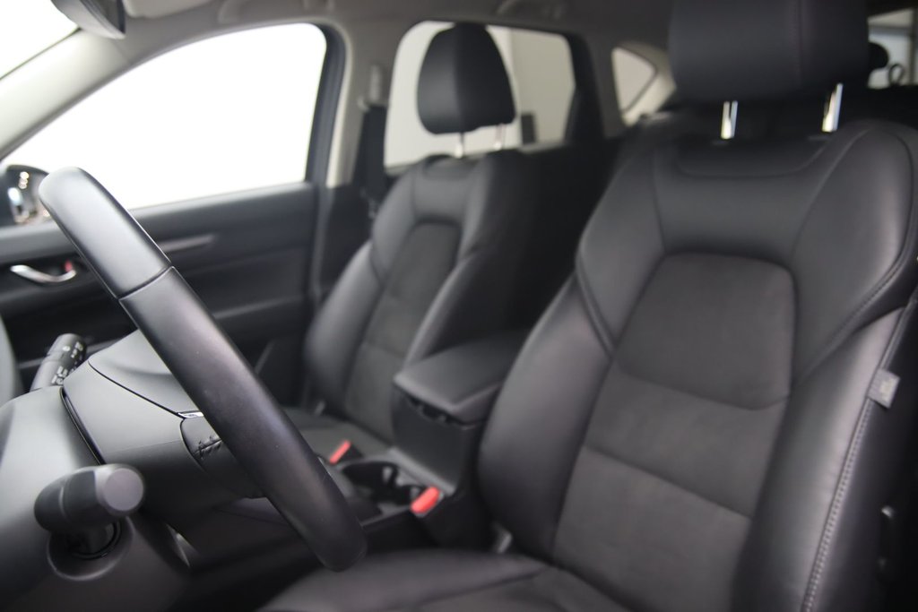 Mazda CX-5  2022 à Baie-Comeau, Québec - 7 - w1024h768px