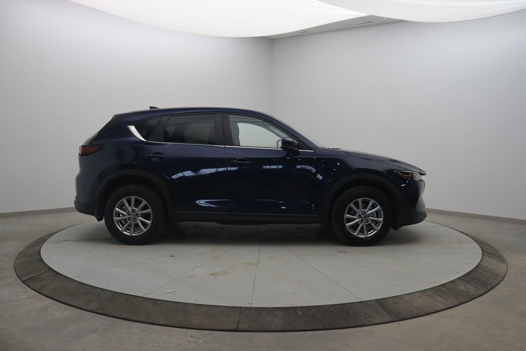Mazda CX-5  2022 à Jonquière, Québec - 3 - w1024h768px