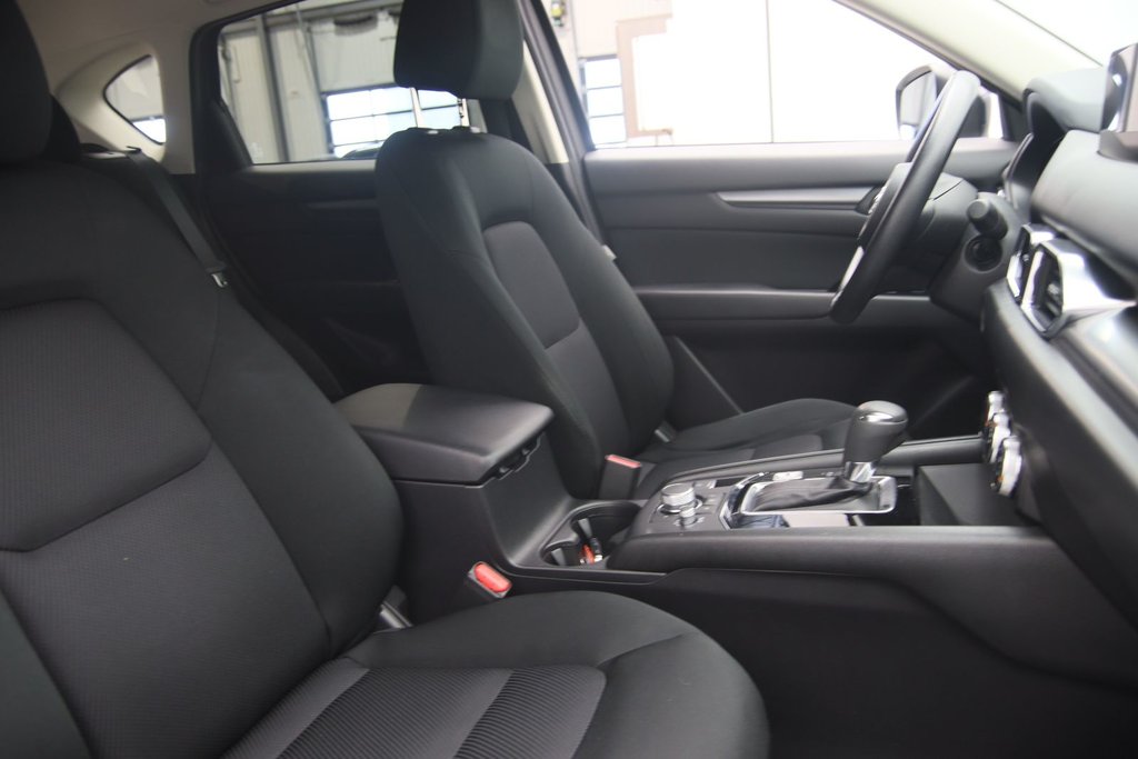 Mazda CX-5  2022 à Jonquière, Québec - 15 - w1024h768px