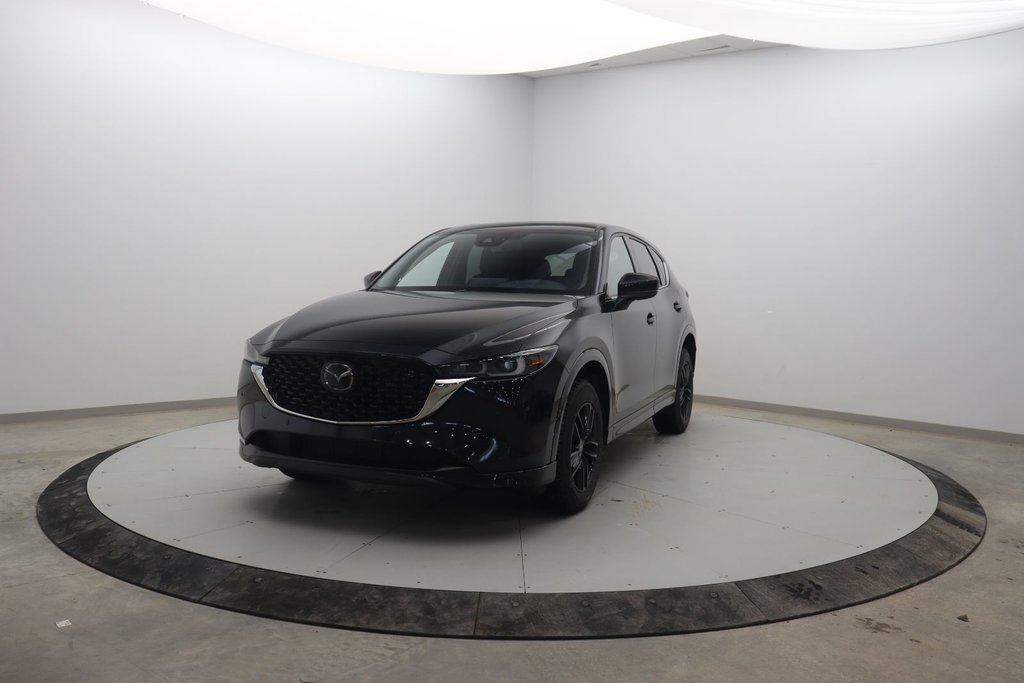 Mazda CX-5  2022 à Sept-Îles, Québec - 1 - w1024h768px