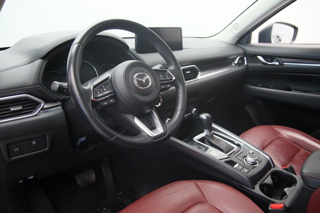 2022 Mazda CX-5 in Baie-Comeau, Quebec - 6 - w1024h768px