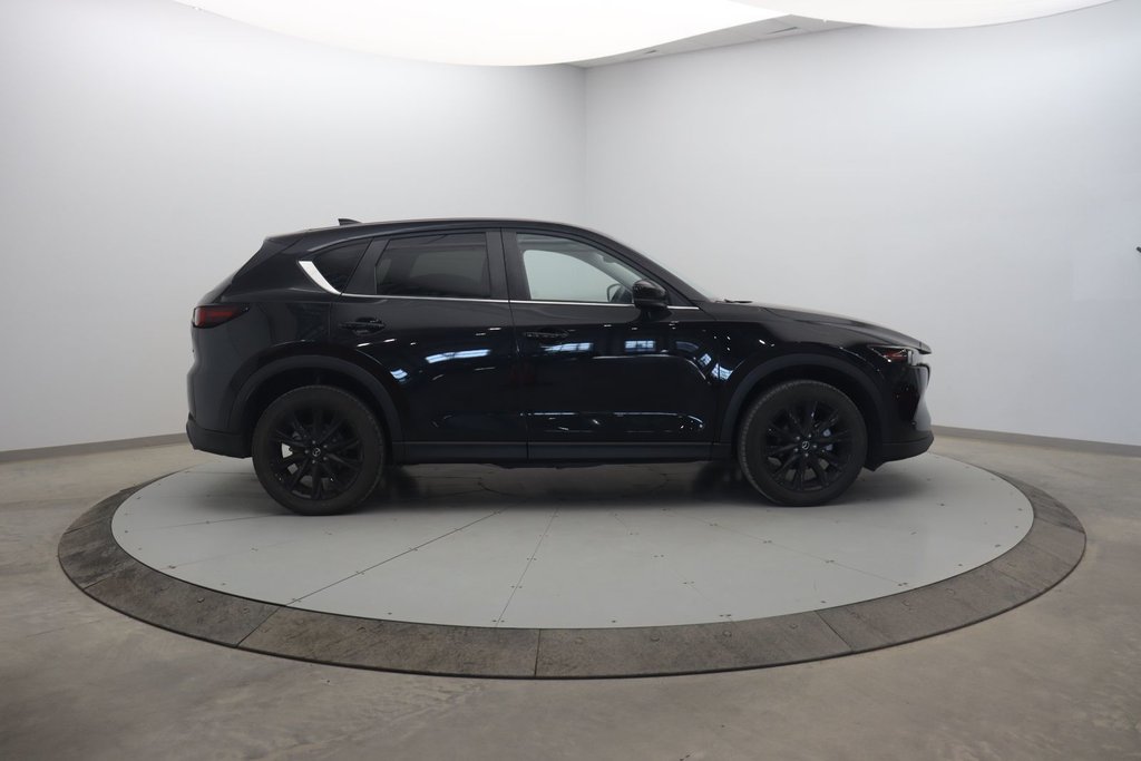 2022 Mazda CX-5 in Baie-Comeau, Quebec - 2 - w1024h768px
