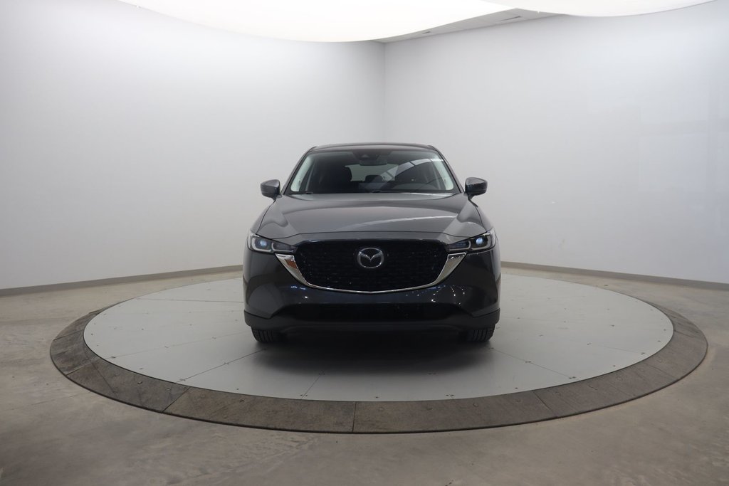 2022 Mazda CX-5 in Sept-Îles, Quebec - 2 - w1024h768px