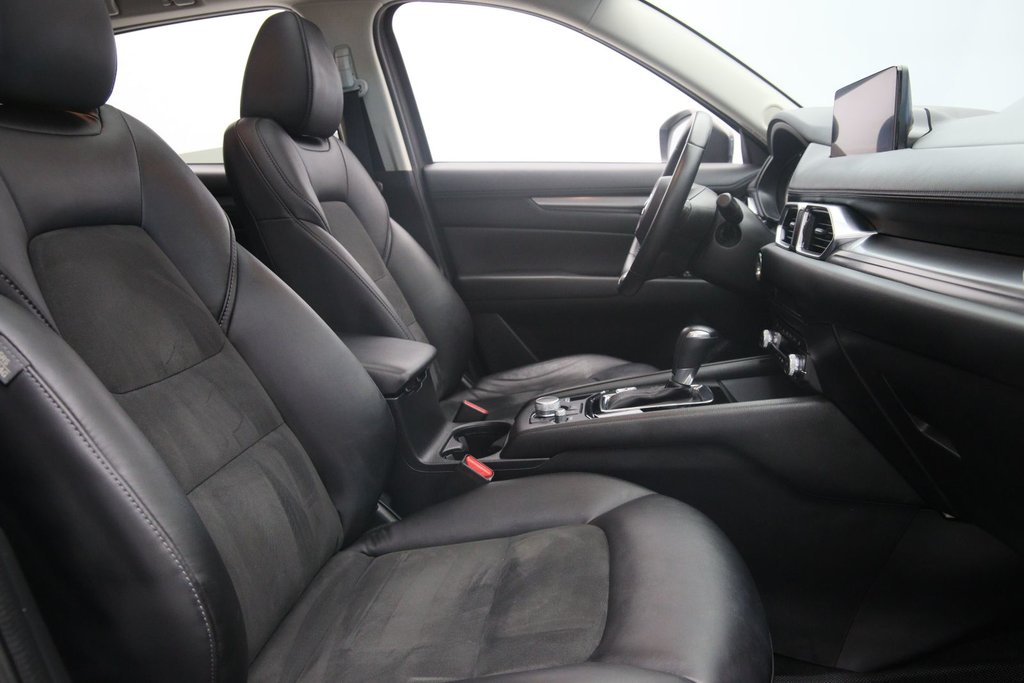2022 Mazda CX-5 in Sept-Îles, Quebec - 17 - w1024h768px