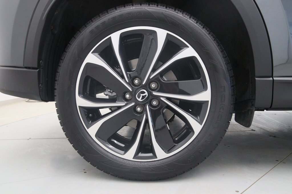 2022 Mazda CX-5 in Sept-Îles, Quebec - 18 - w1024h768px