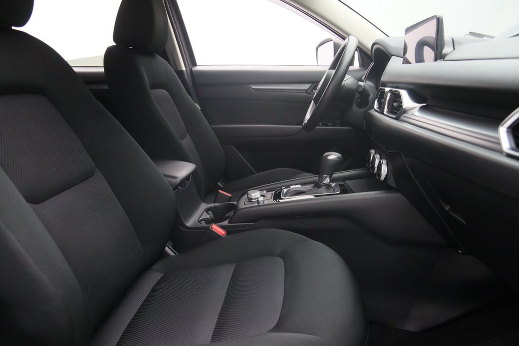 2022 Mazda CX-5 in Sept-Îles, Quebec - 16 - w1024h768px