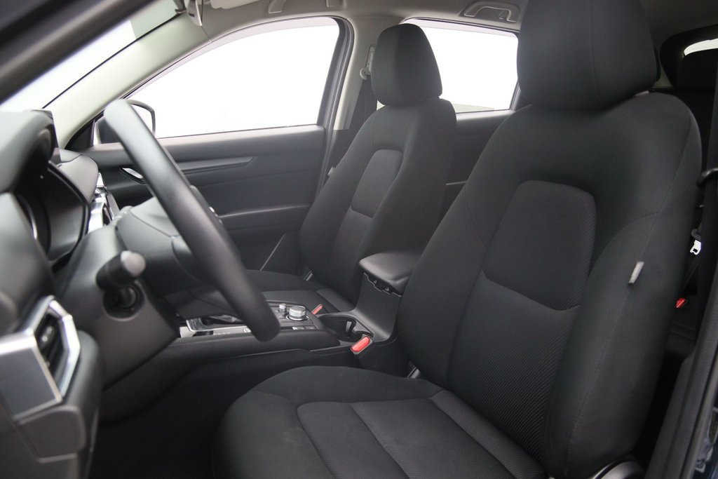 2022 Mazda CX-5 in Sept-Îles, Quebec - 6 - w1024h768px