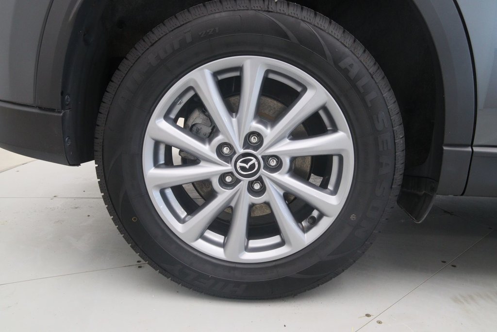 2022 Mazda CX-5 in Sept-Îles, Quebec - 17 - w1024h768px