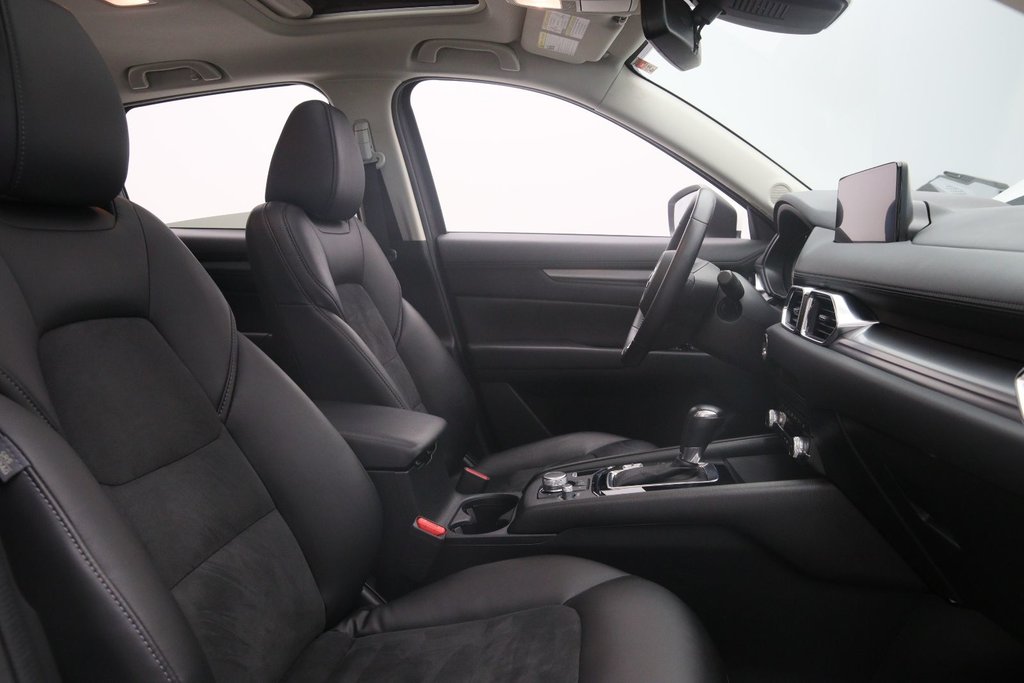 Mazda CX-5  2022 à Chicoutimi, Québec - 17 - w1024h768px