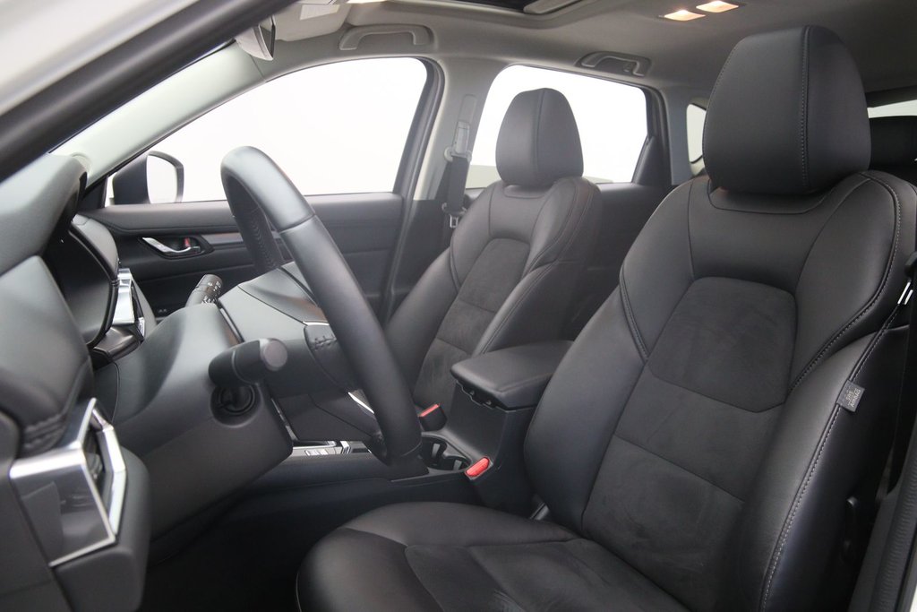 Mazda CX-5  2022 à Chicoutimi, Québec - 6 - w1024h768px