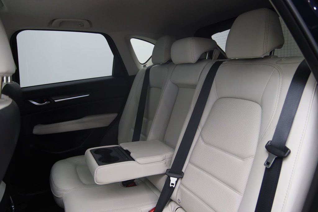 2023 Mazda CX-5 in Jonquière, Quebec - 10 - w1024h768px