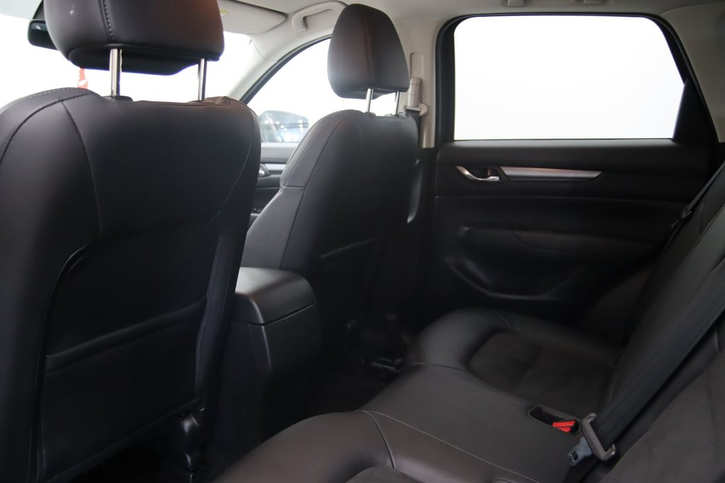 2023 Mazda CX-5 in Baie-Comeau, Quebec - 8 - w1024h768px