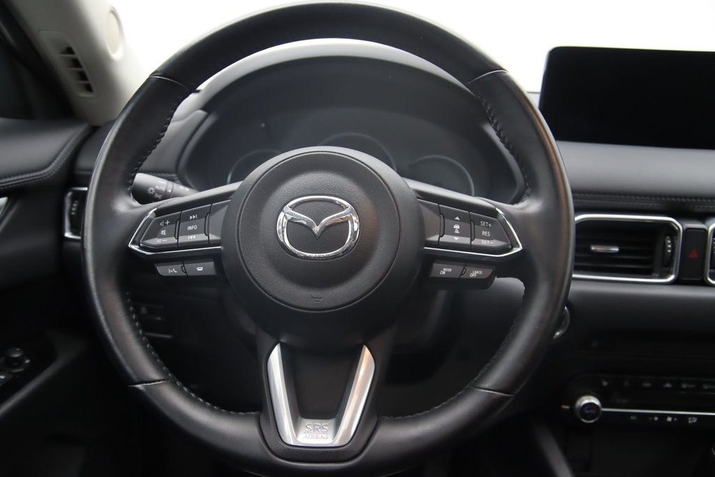 2023 Mazda CX-5 in Baie-Comeau, Quebec - 12 - w1024h768px