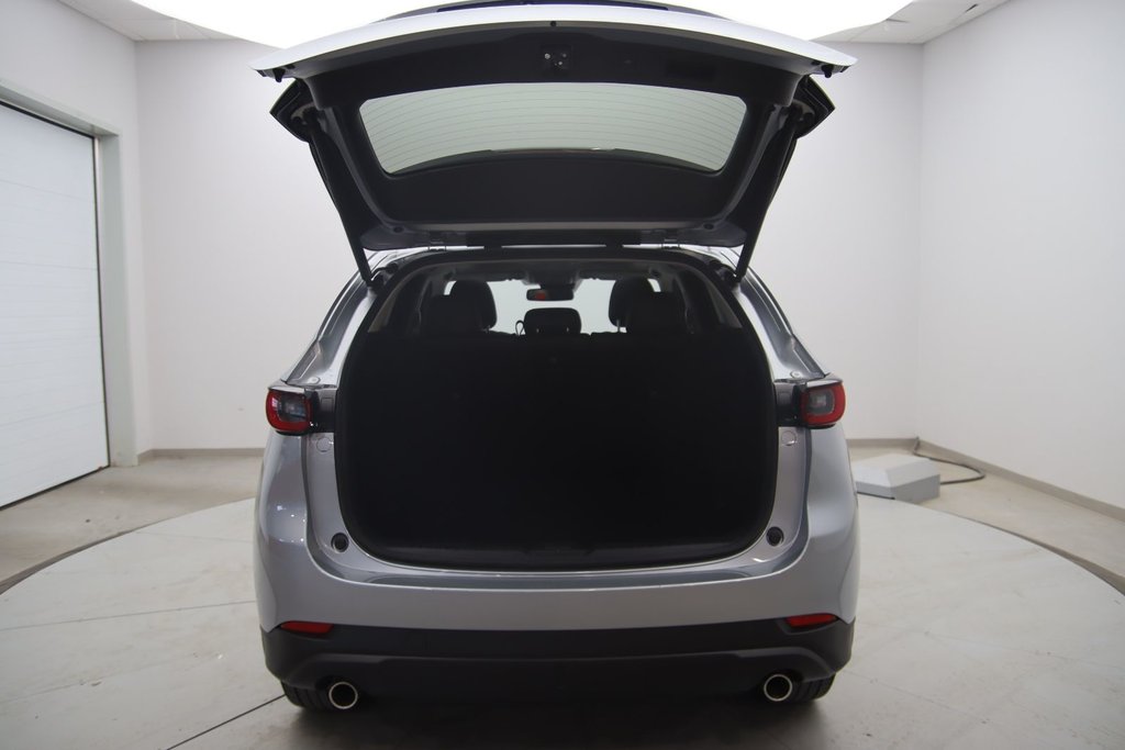 2023 Mazda CX-5 in Baie-Comeau, Quebec - 18 - w1024h768px