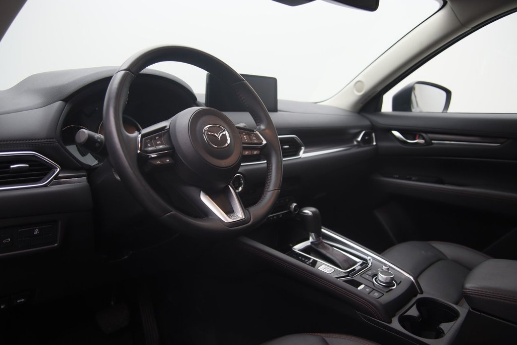 Mazda CX-5  2023 à Sept-Îles, Québec - 6 - w1024h768px