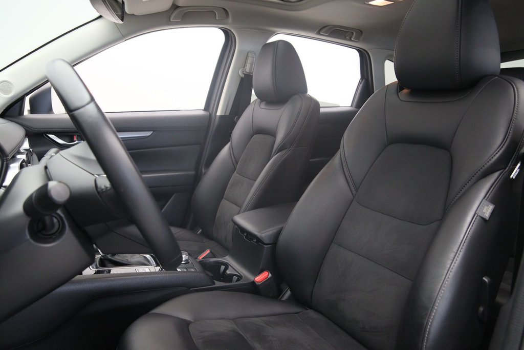 2023 Mazda CX-5 GS in Chicoutimi, Quebec - 6 - w1024h768px