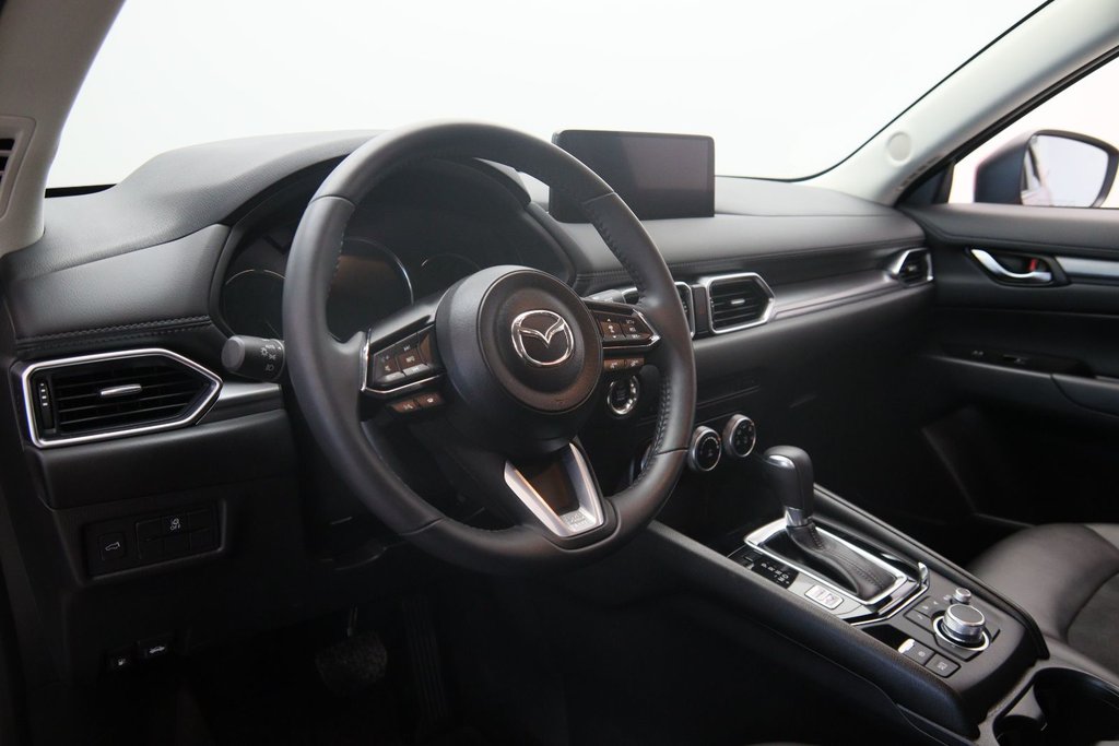 2023 Mazda CX-5 in Jonquière, Quebec - 7 - w1024h768px