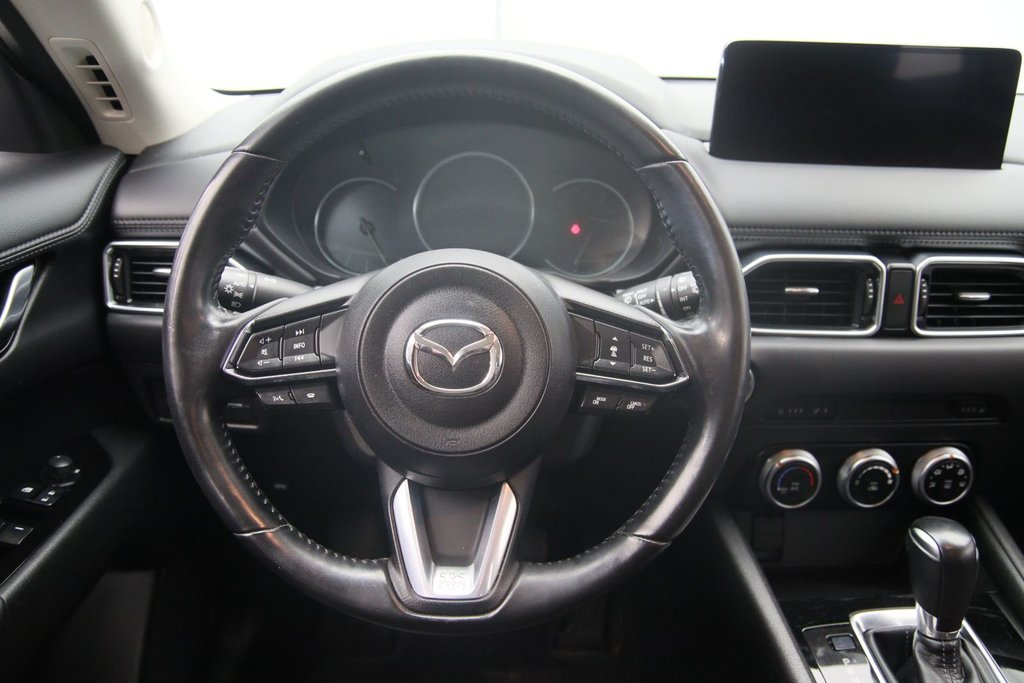 2023 Mazda CX-5 in Baie-Comeau, Quebec - 11 - w1024h768px