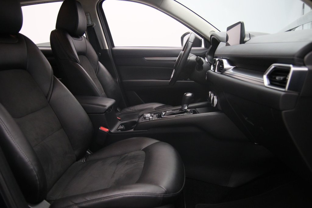 2023 Mazda CX-5 in Baie-Comeau, Quebec - 16 - w1024h768px
