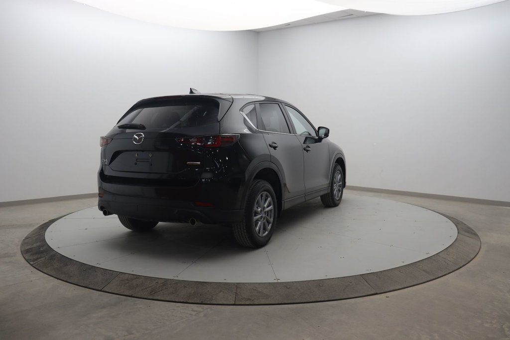 2023 Mazda CX-5 in Chicoutimi, Quebec - 4 - w1024h768px