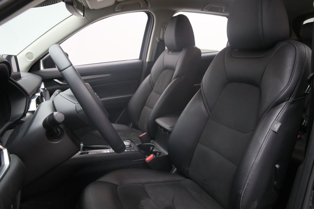 2023 Mazda CX-5 in Chicoutimi, Quebec - 6 - w1024h768px