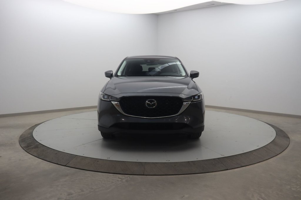 2023 Mazda CX-5 in Jonquière, Quebec - 2 - w1024h768px
