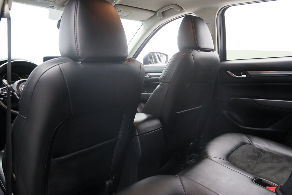 2023 Mazda CX-5 in Jonquière, Quebec - 9 - w1024h768px