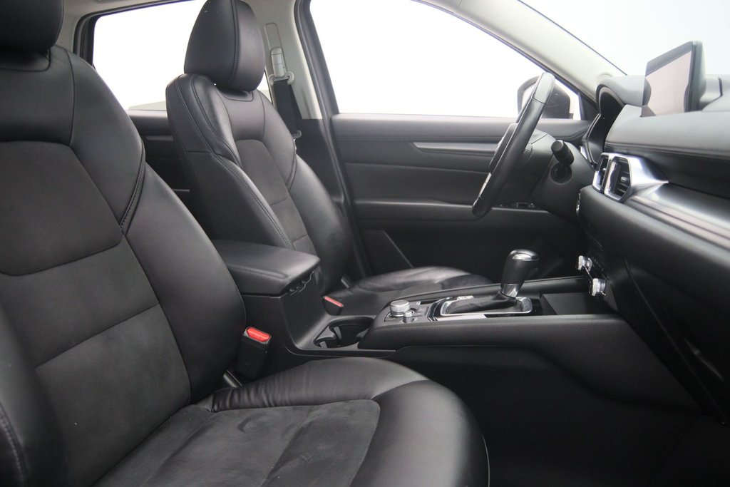 Mazda CX-5  2023 à Chicoutimi, Québec - 17 - w1024h768px